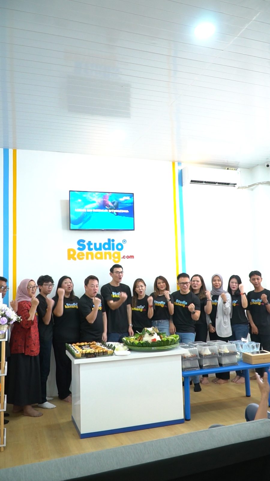 Studio Renang Kelapa Gading photo